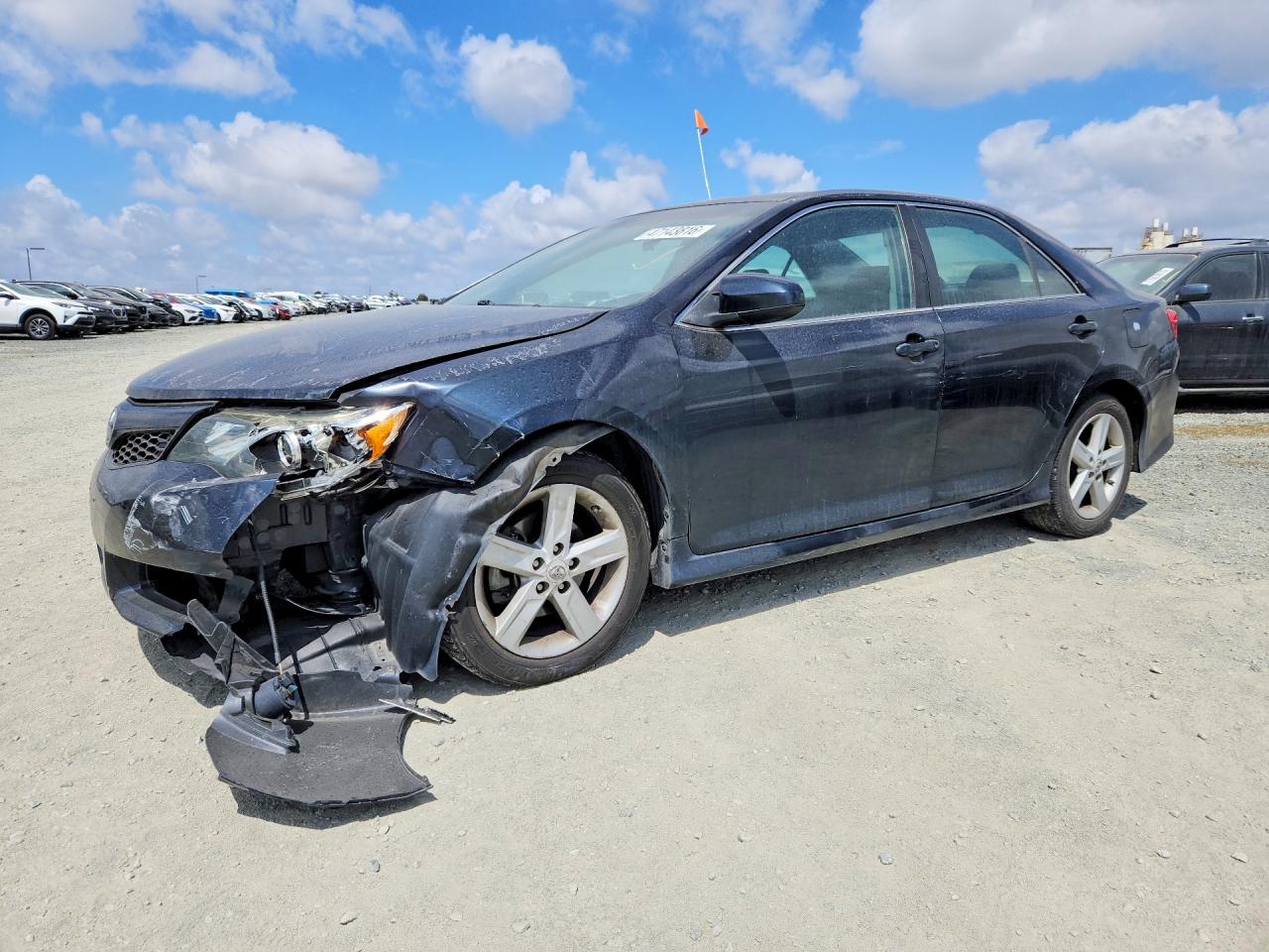 2012 TOYOTA CAMRY