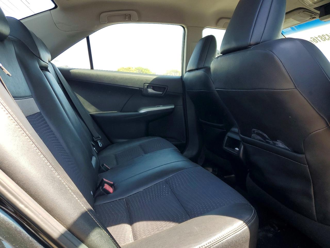 2012 TOYOTA CAMRY SE photo 19