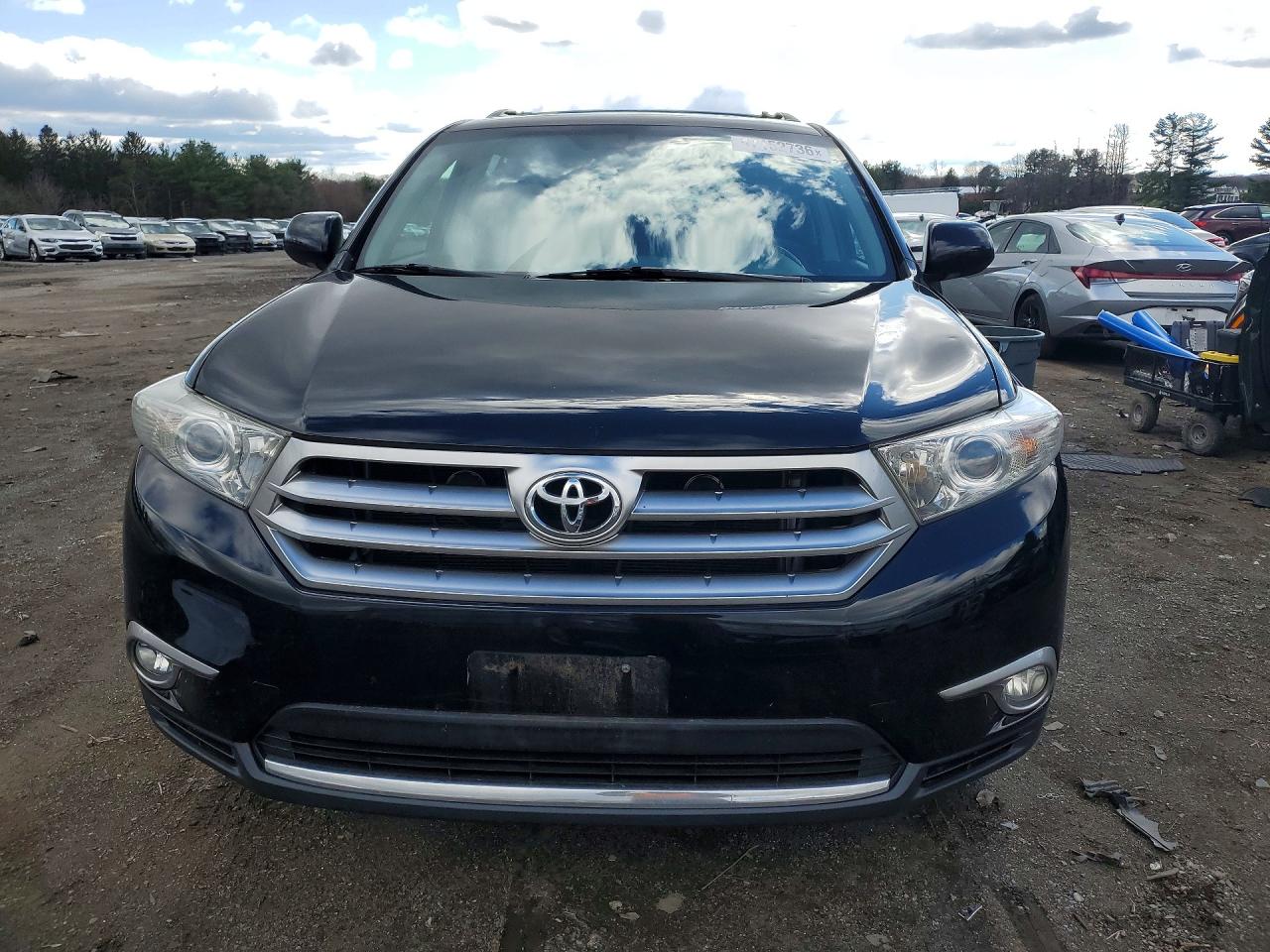2013 TOYOTA HIGHLANDER LIMITED photo 9