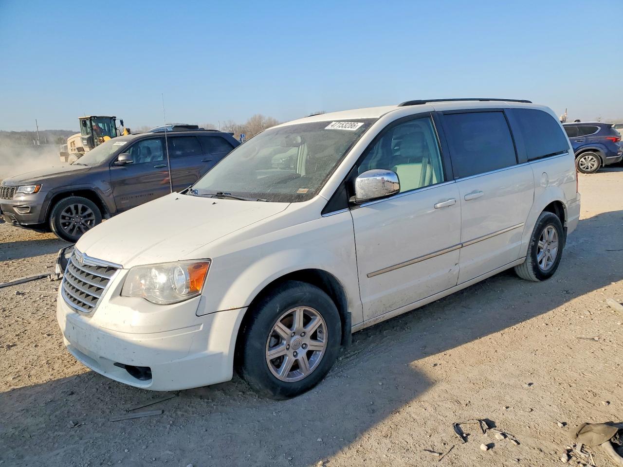 2010 CHRYSLER TOWN & COUNTRY