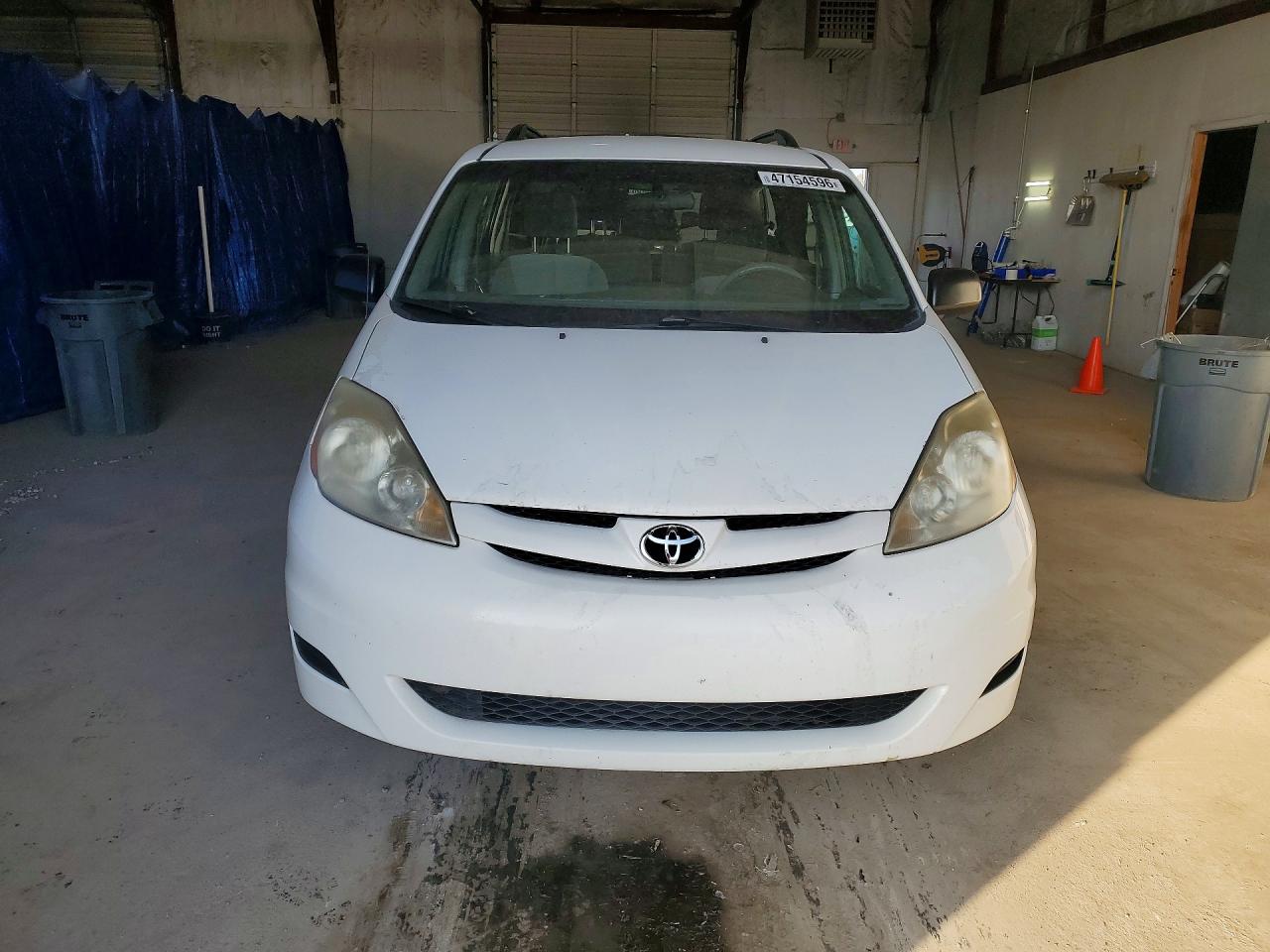 2006 TOYOTA SIENNA LE 7 PASSENGER photo 9