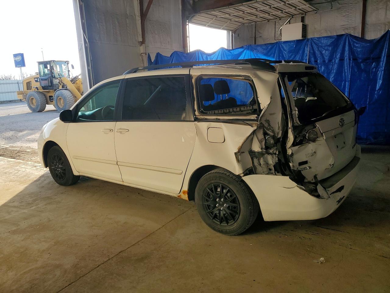 2006 TOYOTA SIENNA LE 7 PASSENGER photo 3