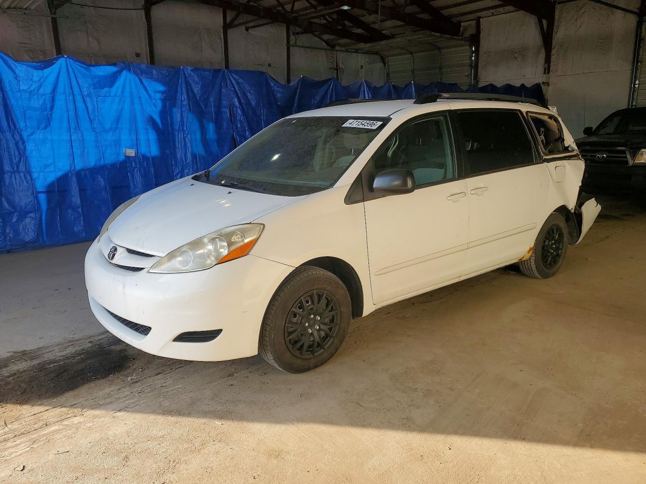 2006 TOYOTA SIENNA