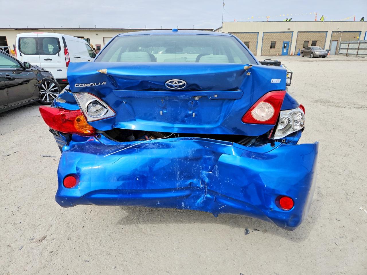 2010 TOYOTA COROLLA LE photo 11