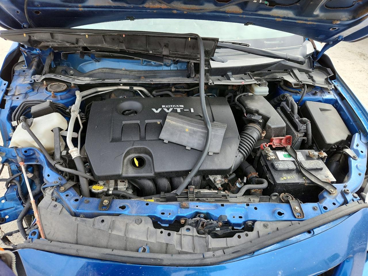 2010 TOYOTA COROLLA LE photo 21