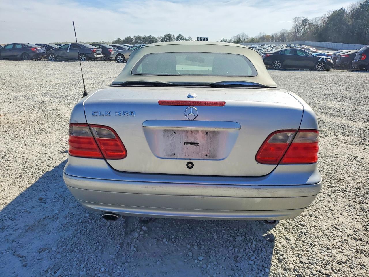 2003 MERCEDES-BENZ CLK 320 photo 6