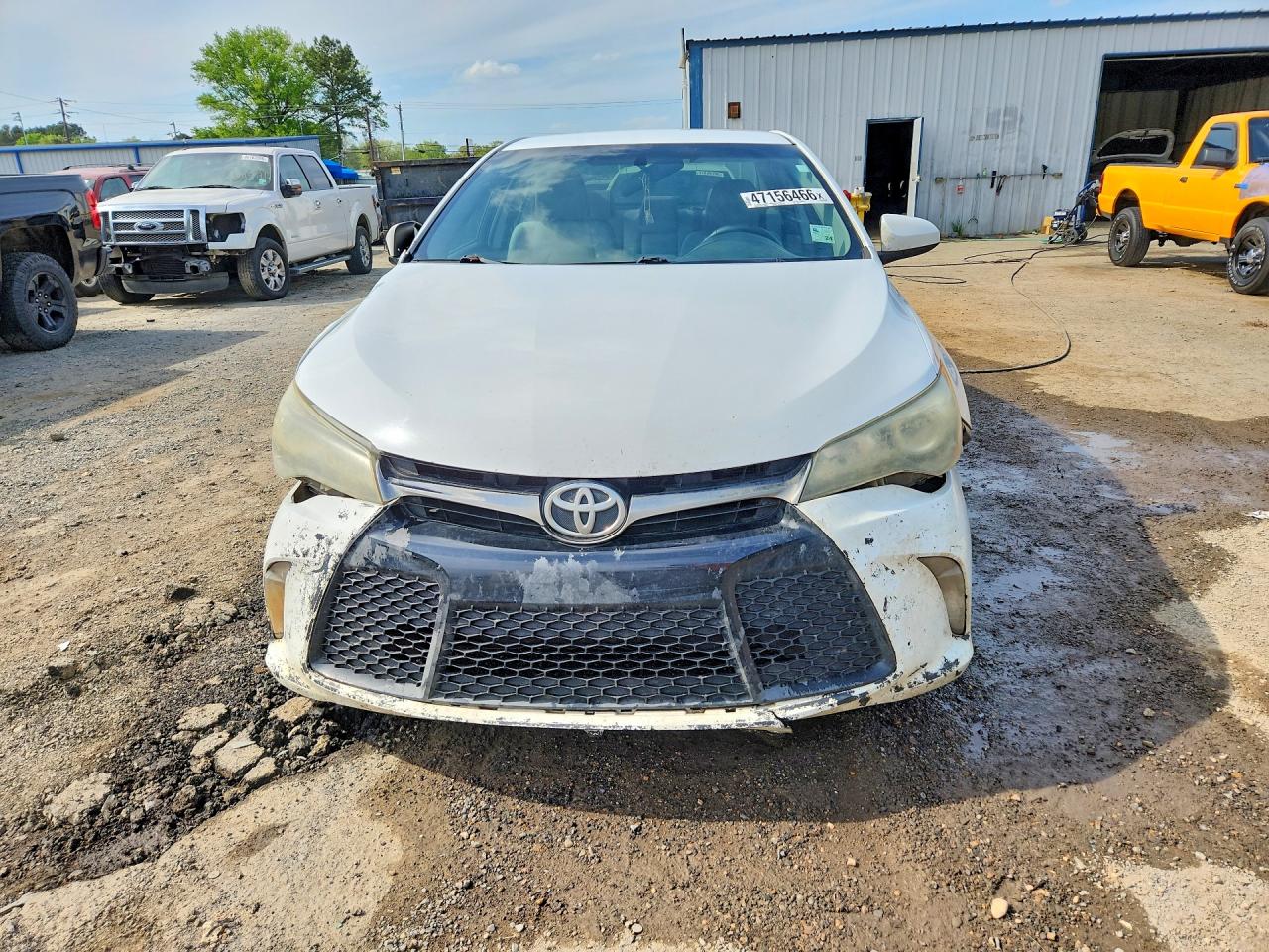 2016 TOYOTA CAMRY SE photo 13
