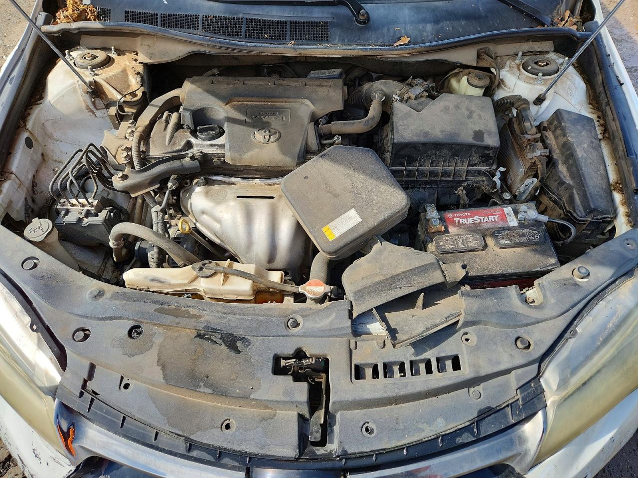 2016 TOYOTA CAMRY SE photo 31