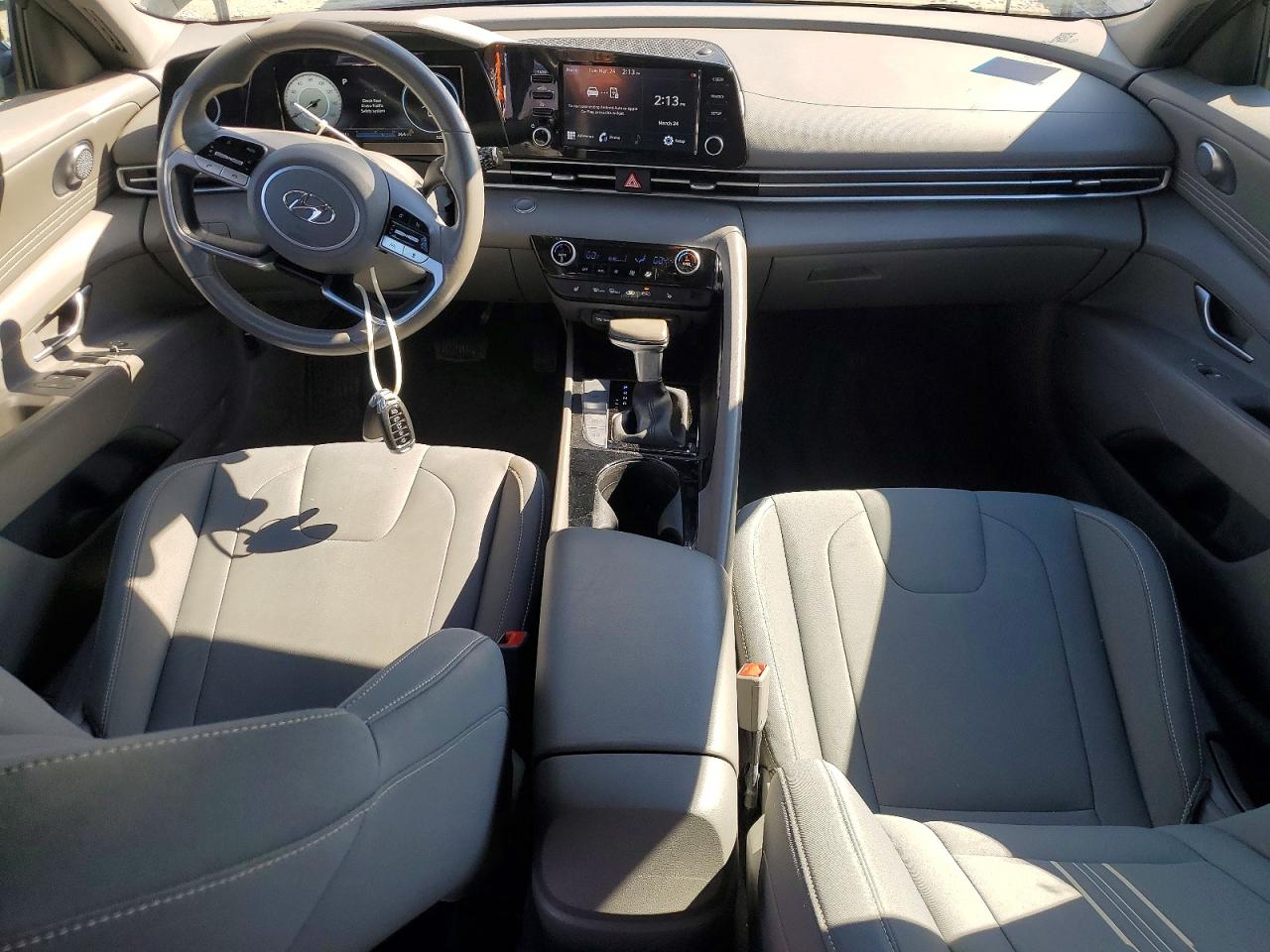 2021 HYUNDAI ELANTRA SEL photo 8