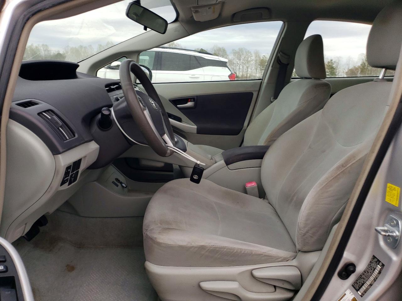 2010 TOYOTA PRIUS II photo 13