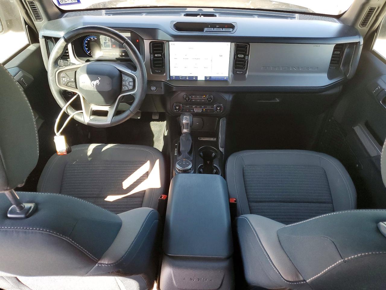 2021 FORD BRONCO BASE photo 8