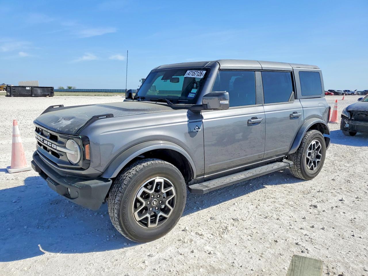 2021 FORD BRONCO