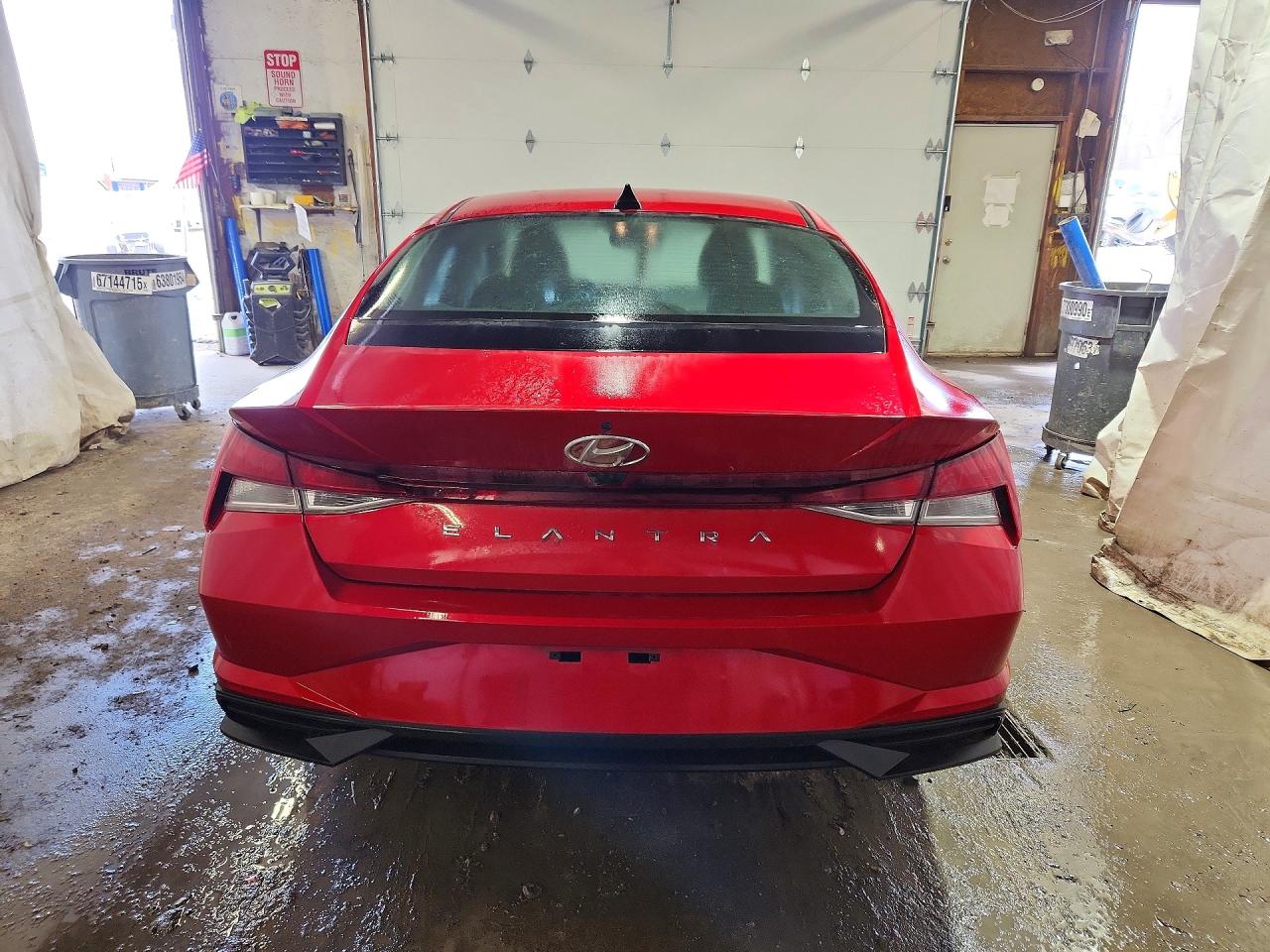 2023 HYUNDAI ELANTRA SEL photo 11