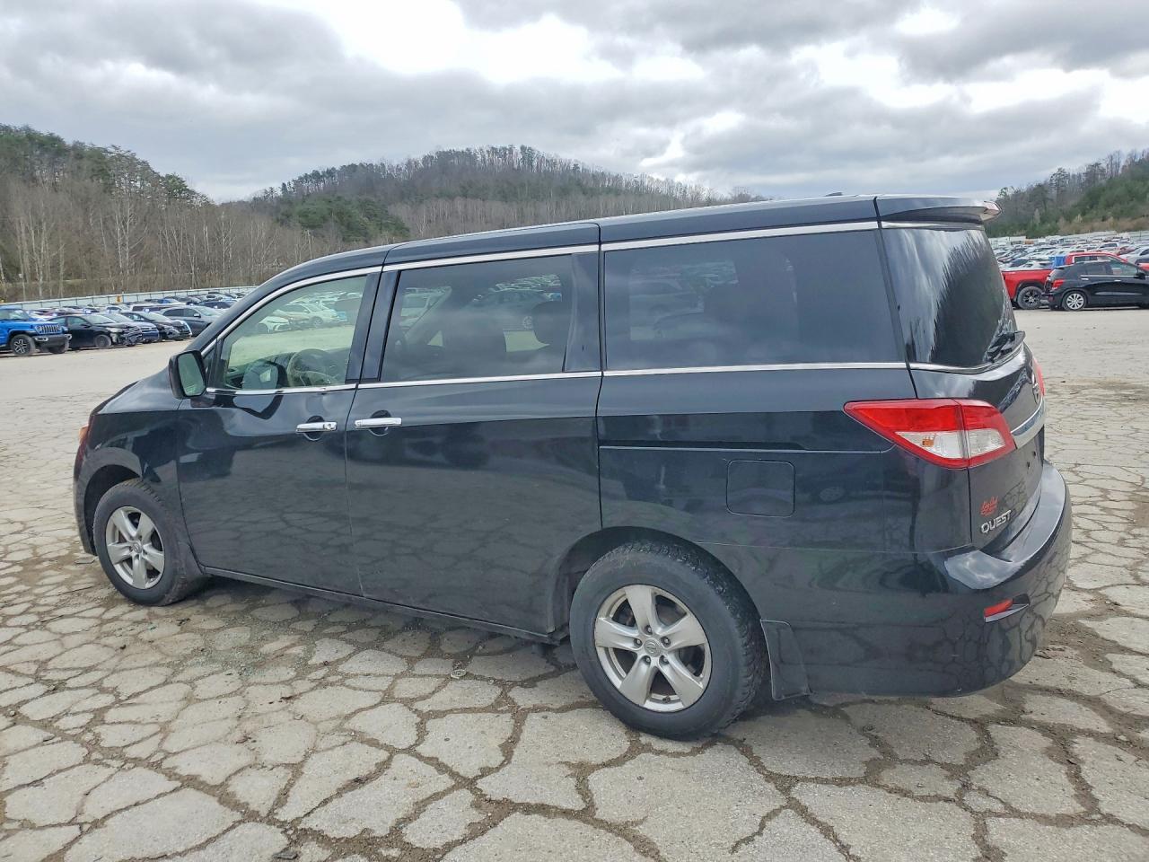 2014 NISSAN QUEST 3.5 SV photo 2