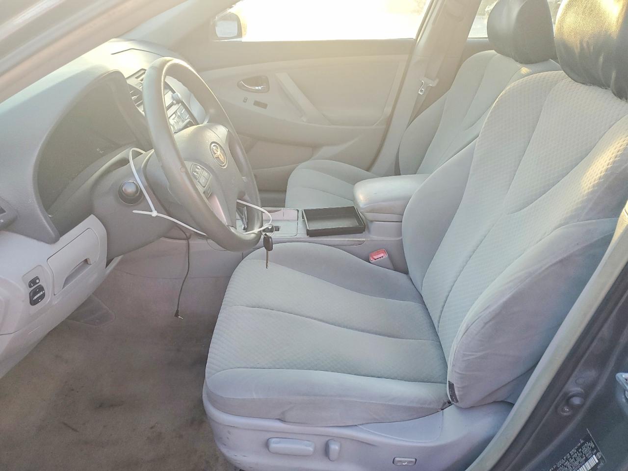 2007 TOYOTA CAMRY LE photo 7