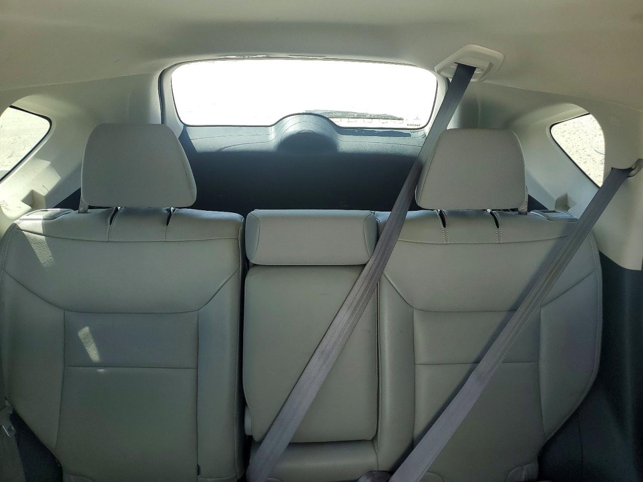 2016 HONDA CR-V LX photo 10