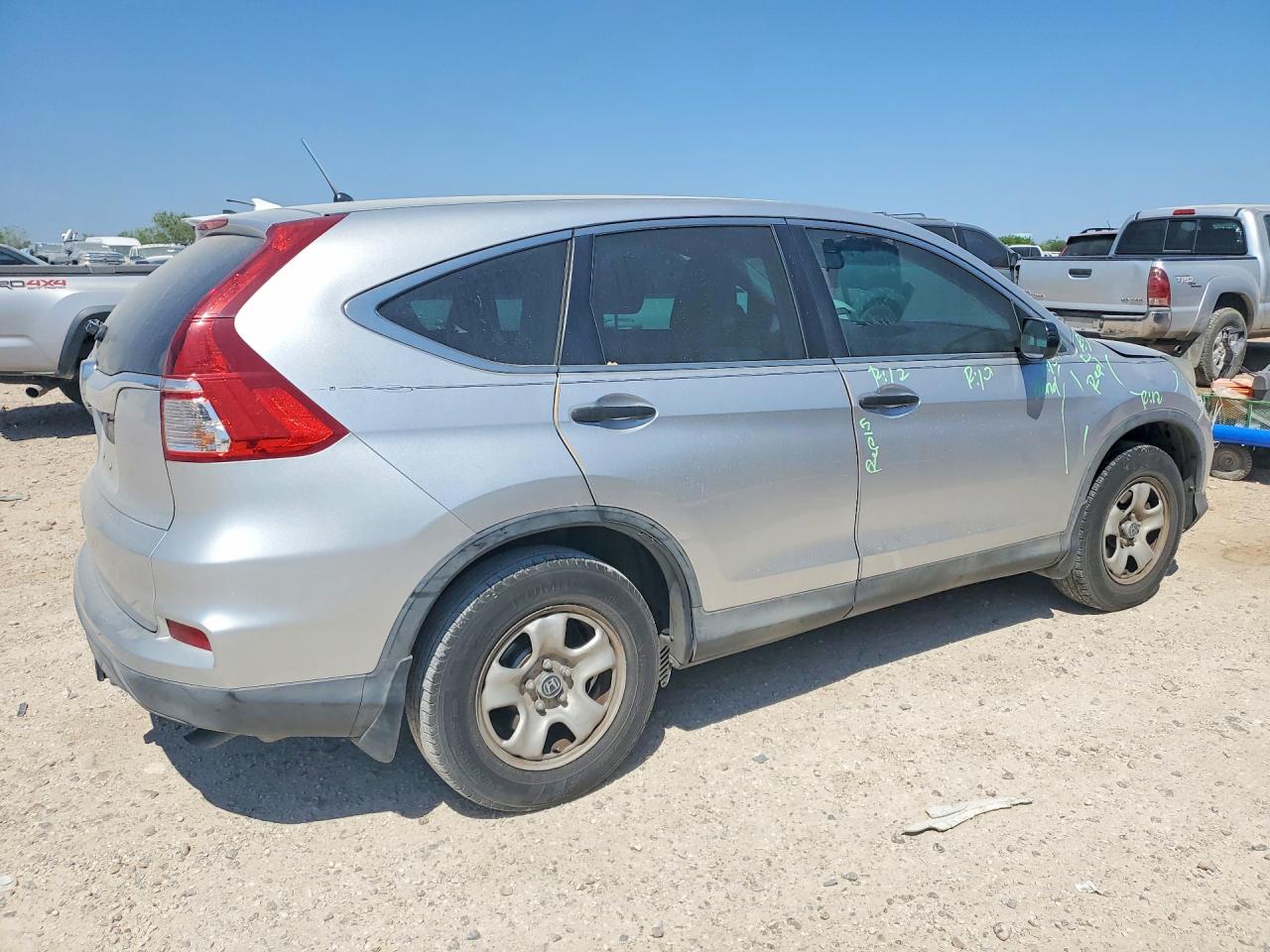 2016 HONDA CR-V LX photo 3