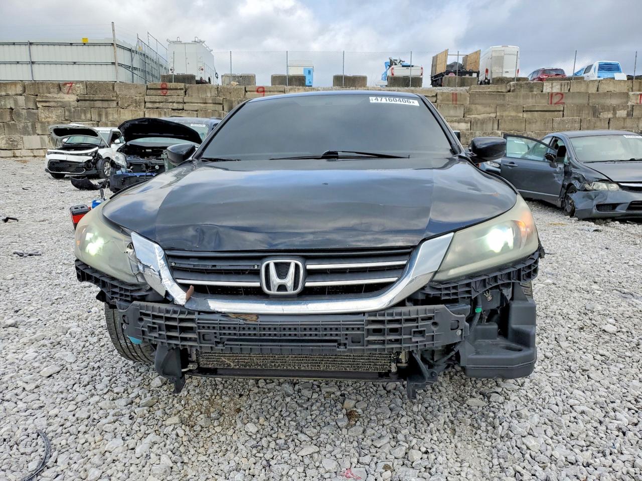 2014 HONDA ACCORD LX photo 9