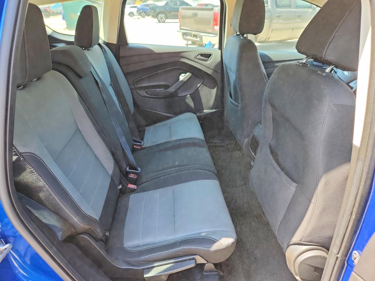 2017 FORD ESCAPE S photo 21