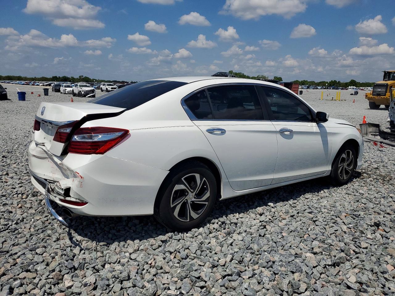 2016 HONDA ACCORD LX photo 3