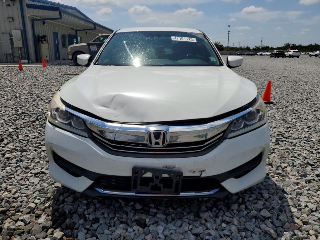 2016 HONDA ACCORD LX photo 5