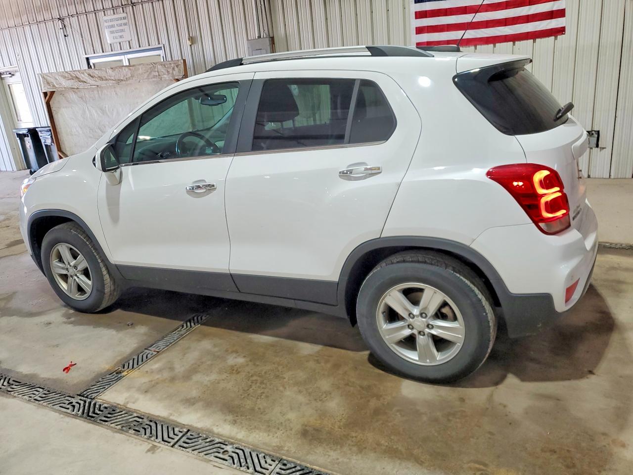 2019 CHEVROLET TRAX 1LT photo 4