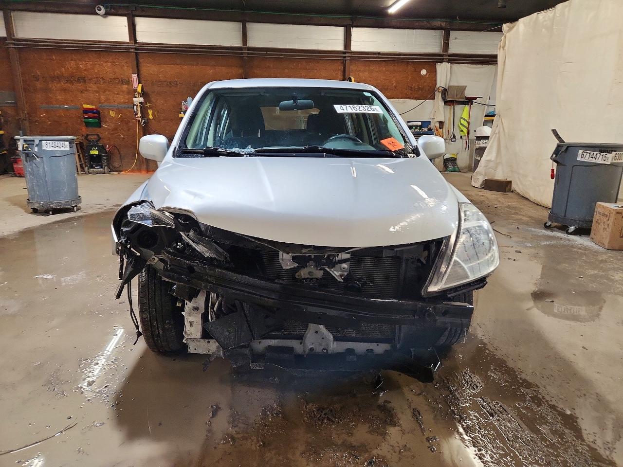 2012 NISSAN VERSA 1.8 S photo 9