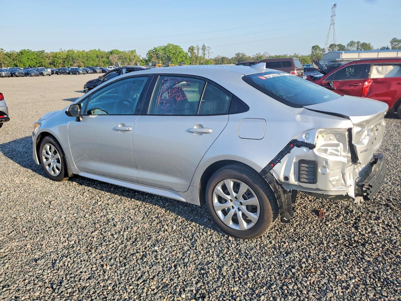 2025 TOYOTA COROLLA LE photo 2