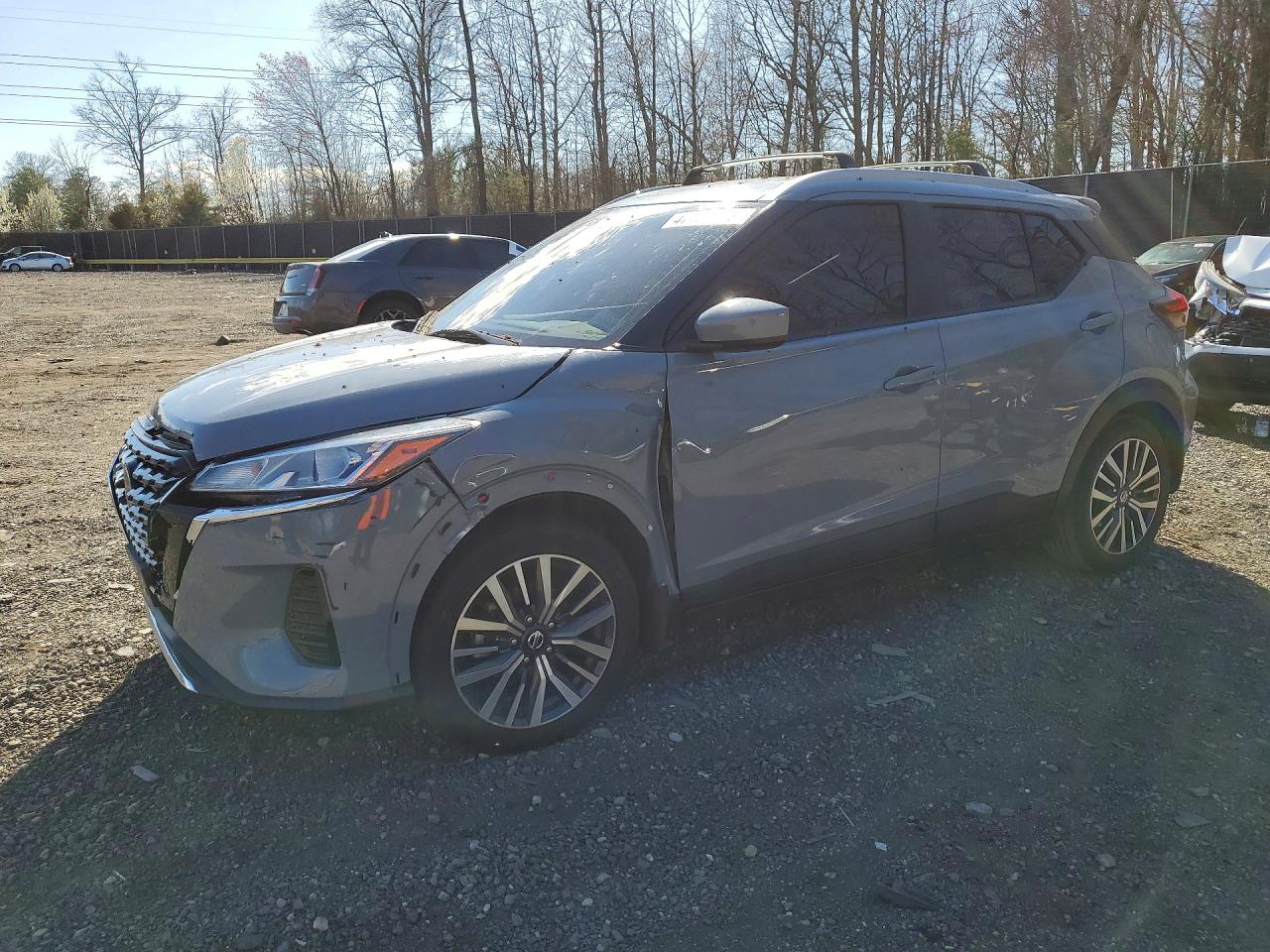 2021 NISSAN KICKS