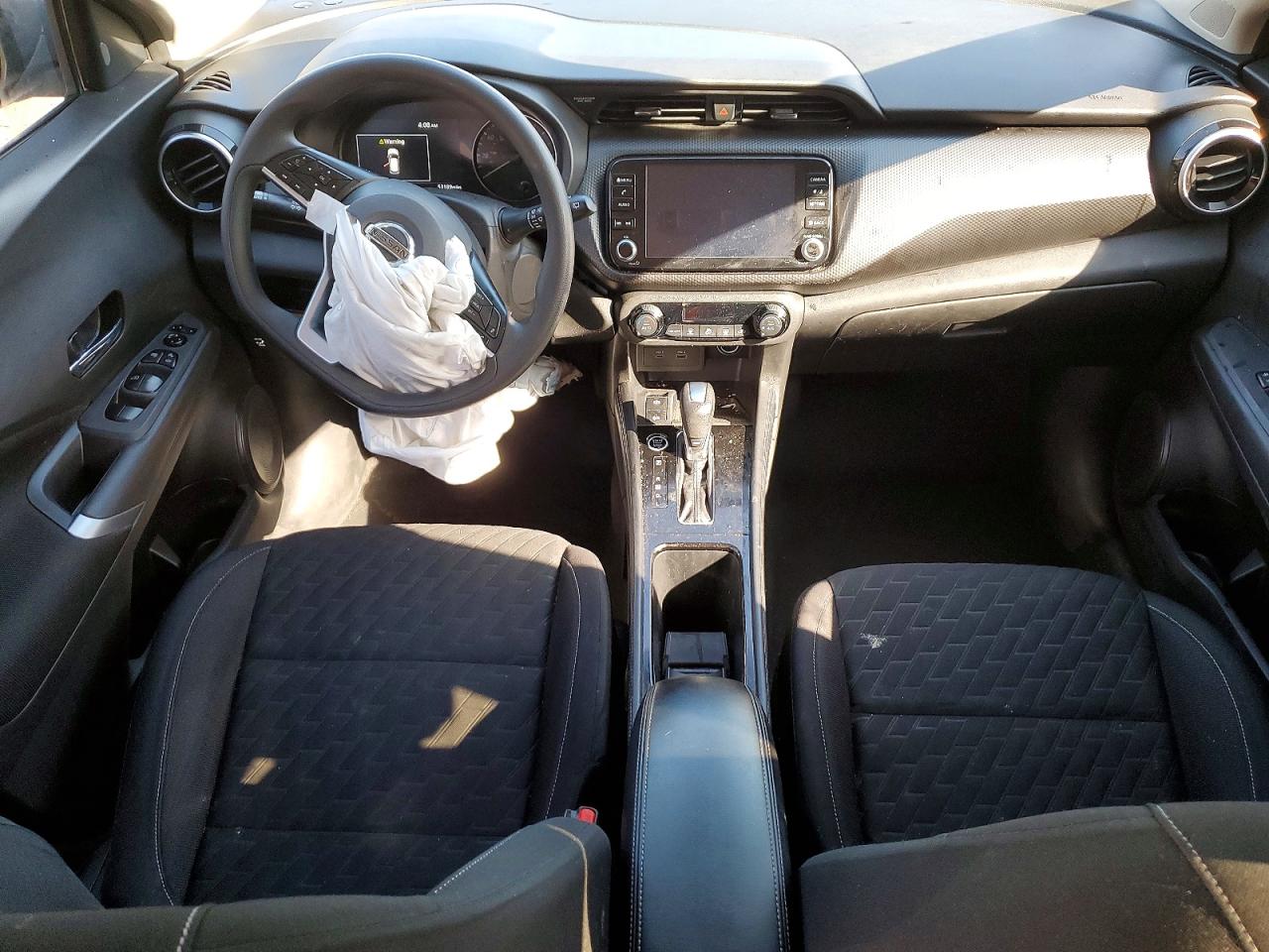 2021 NISSAN KICKS SV photo 22