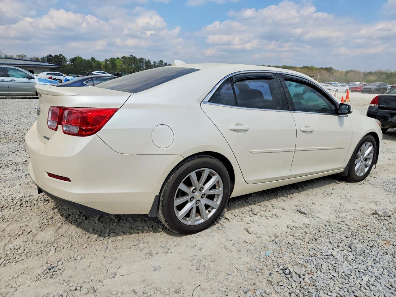 2014 CHEVROLET MALIBU 2LT photo 3