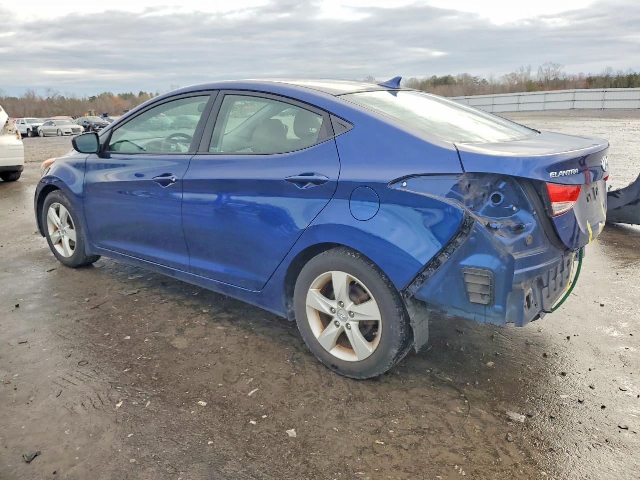 2013 HYUNDAI ELANTRA GLS photo 3