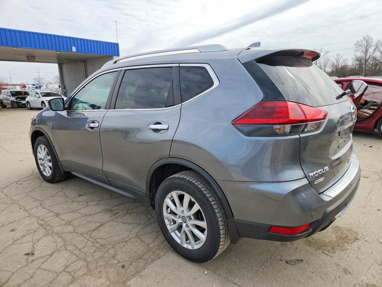 2020 NISSAN ROGUE SV photo 4