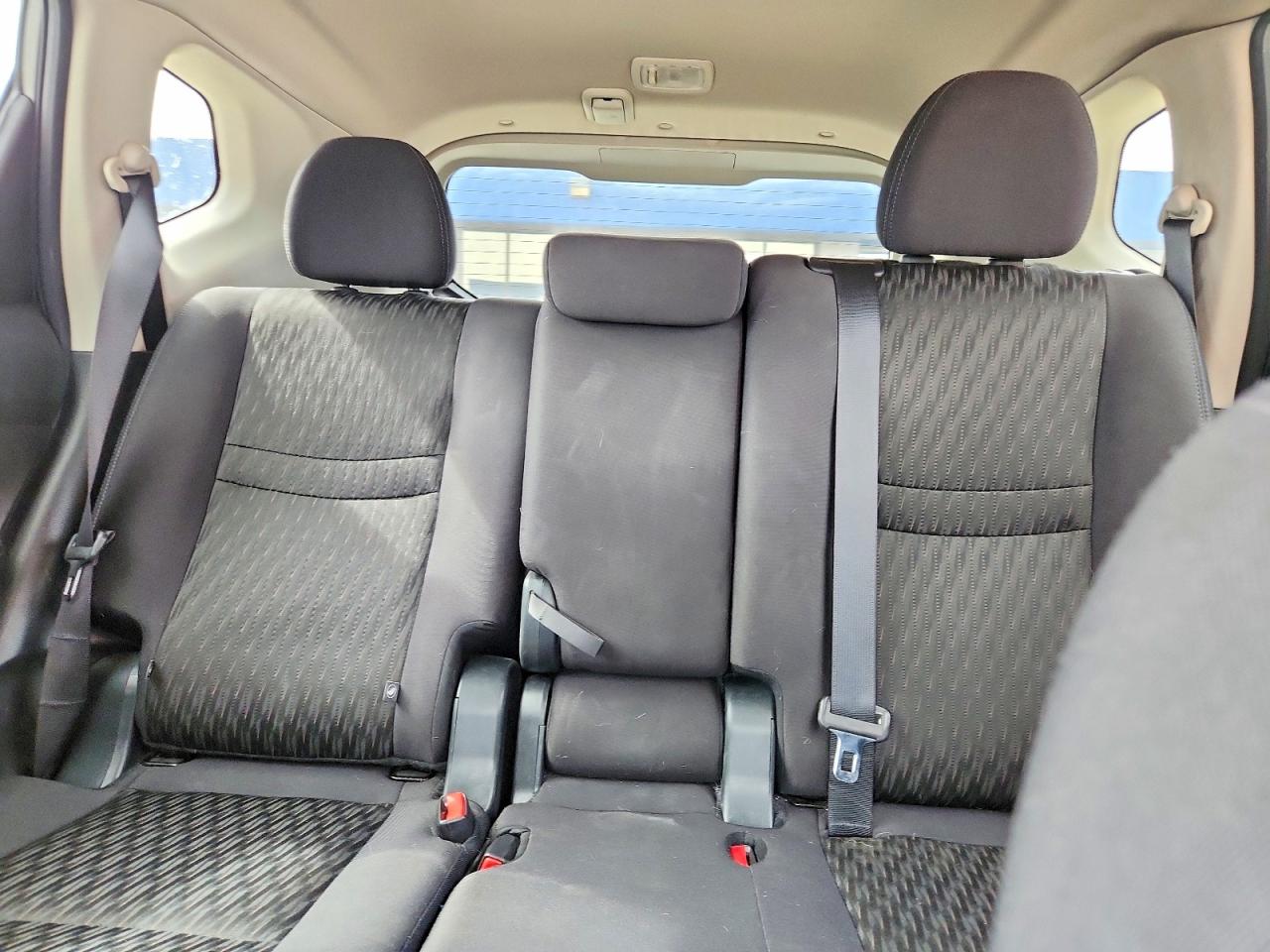 2020 NISSAN ROGUE SV photo 28