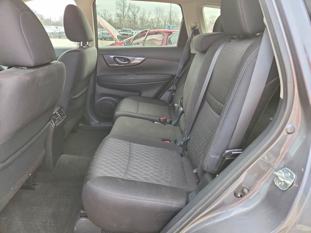 2020 NISSAN ROGUE SV photo 31