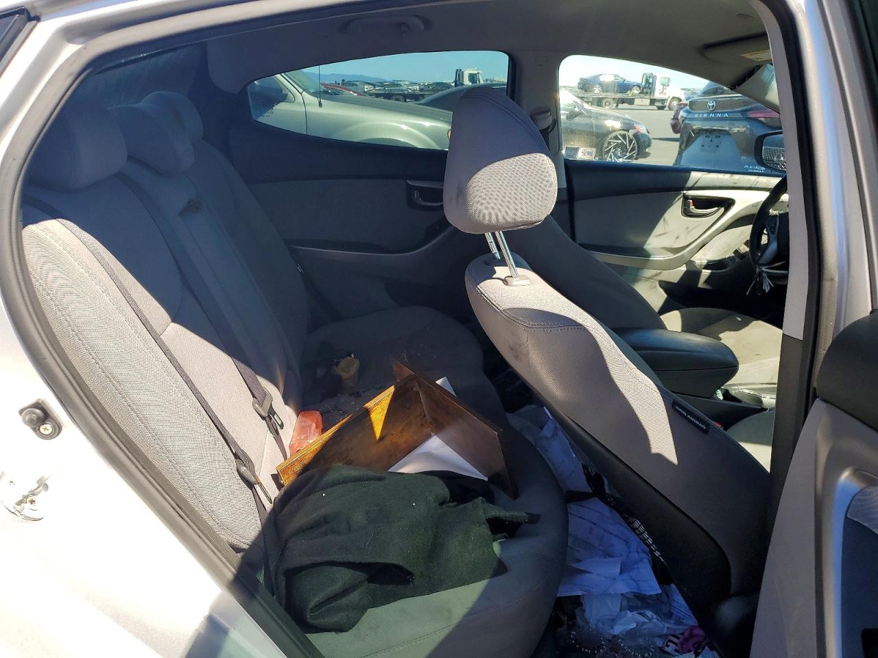 2013 HYUNDAI ELANTRA GLS photo 19