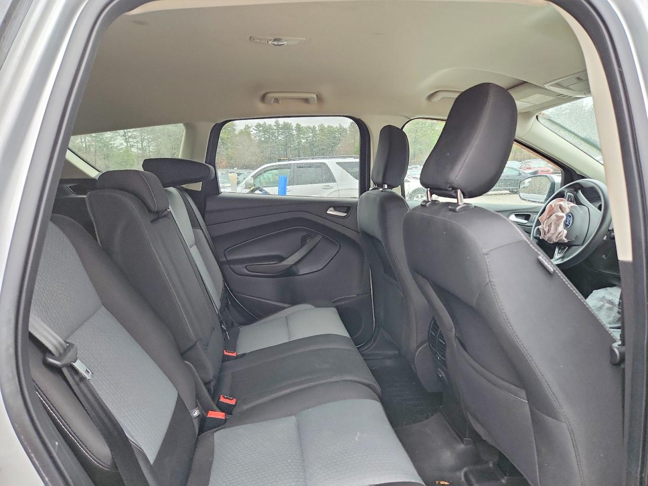 2019 FORD ESCAPE SE photo 11