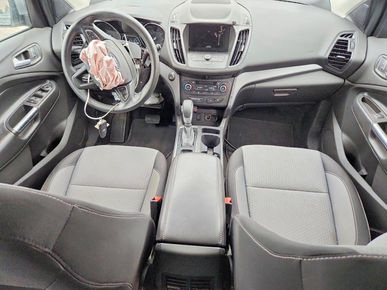2019 FORD ESCAPE SE photo 8