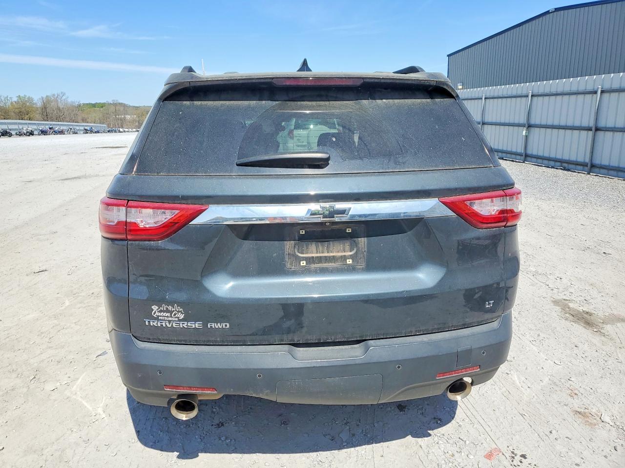 2020 CHEVROLET TRAVERSE LT photo 6