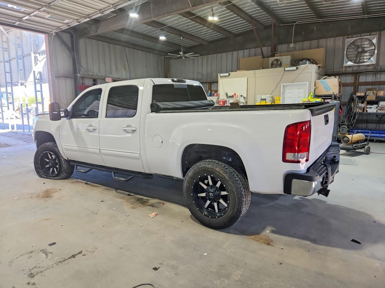 2008 GMC SIERRA K2500 HEAVY DUTY photo 3