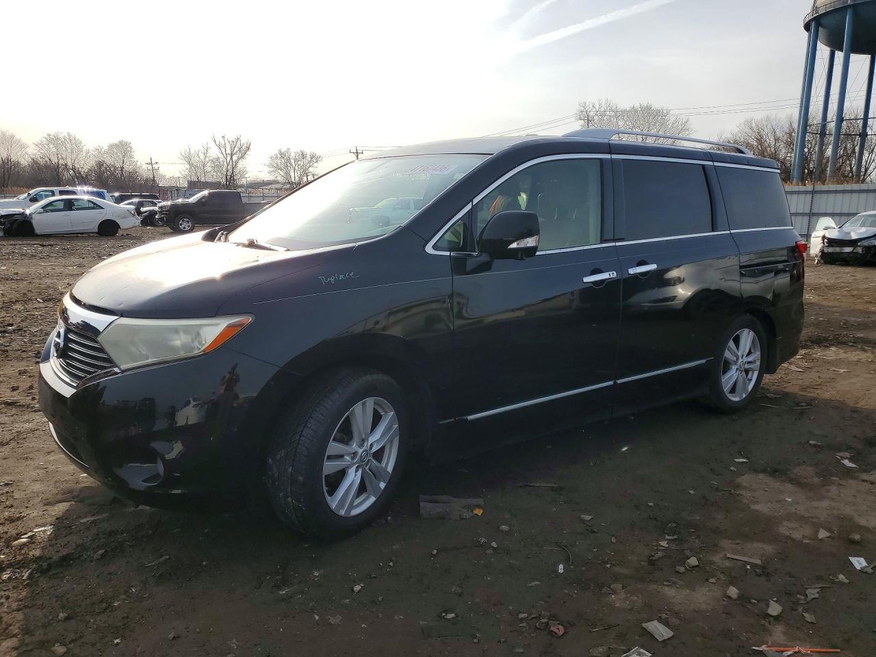 2013 NISSAN QUEST