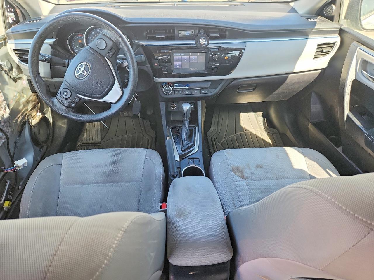 2016 TOYOTA COROLLA LE photo 15