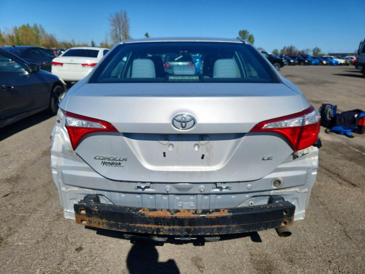 2016 TOYOTA COROLLA LE photo 11