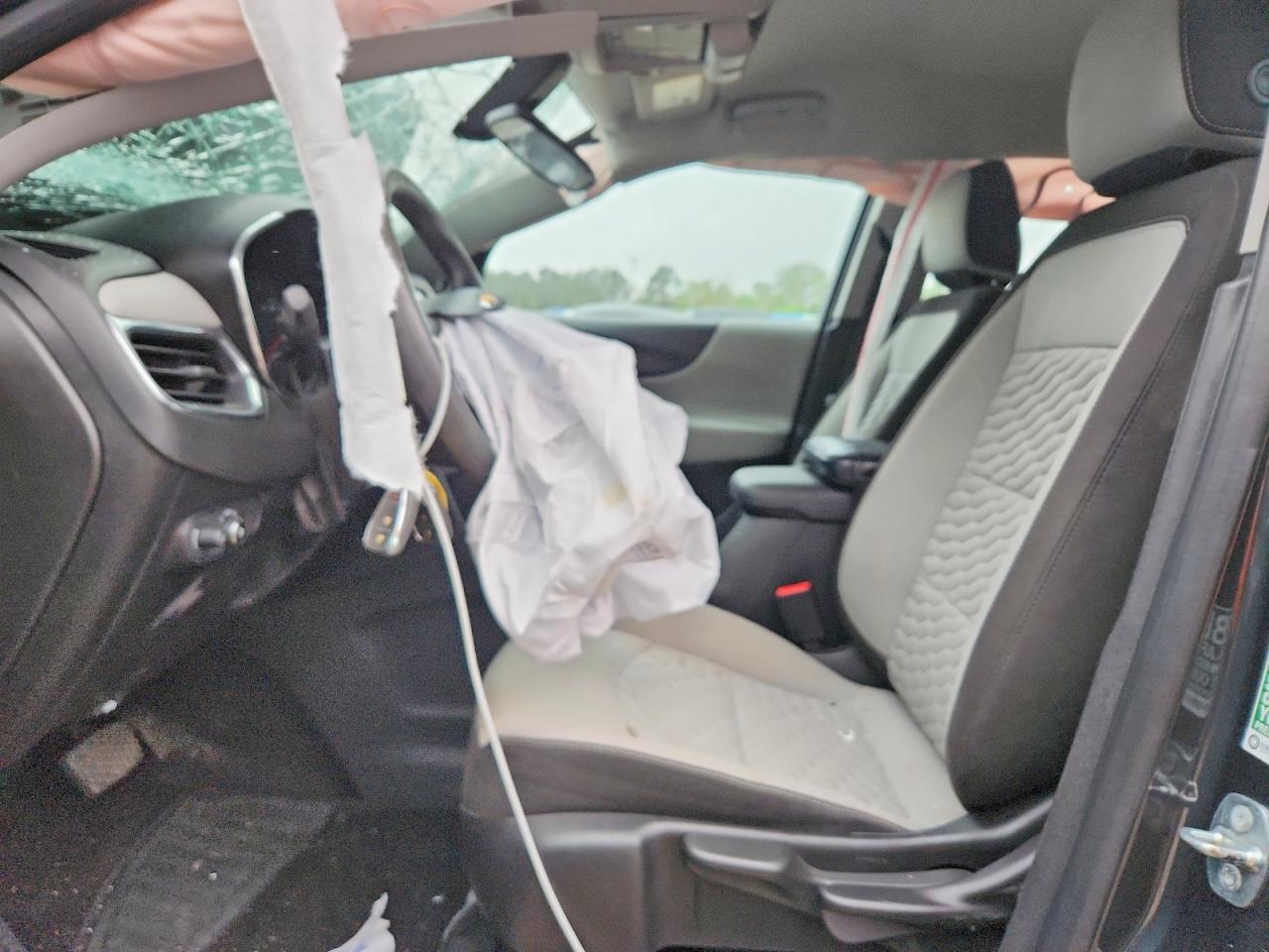 2018 CHEVROLET EQUINOX LS photo 19
