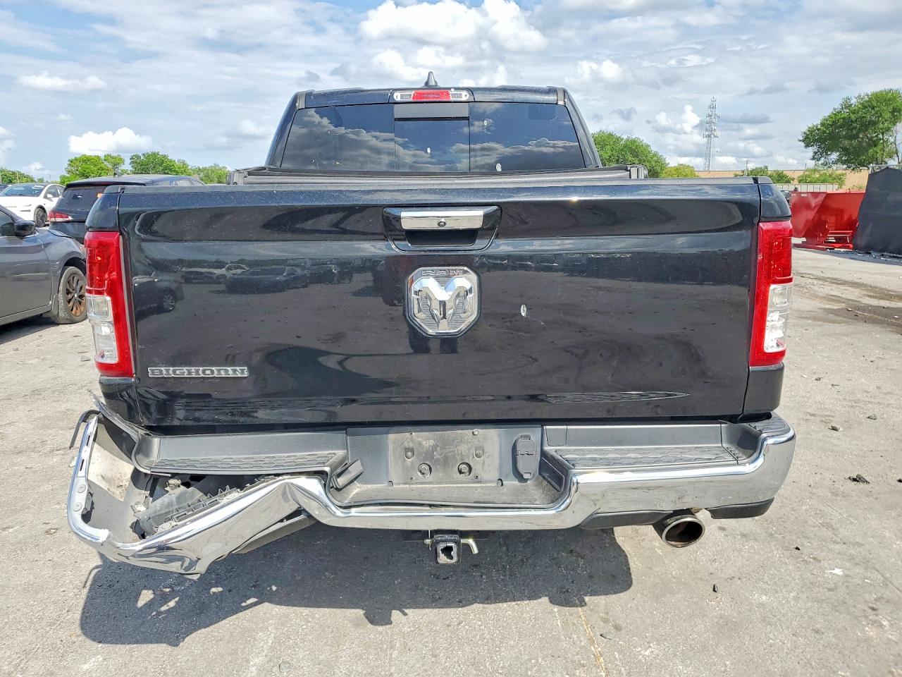 2019 RAM 1500 BIG HORN photo 6