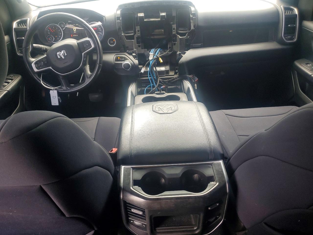2019 RAM 1500 BIG HORN photo 8