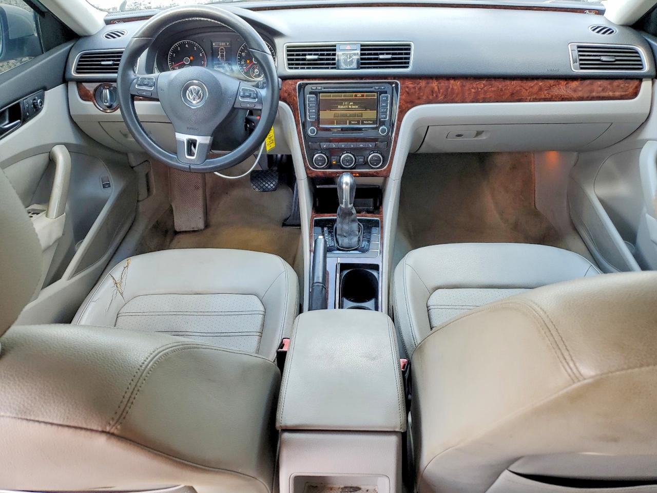 2012 VOLKSWAGEN PASSAT SEL photo 15