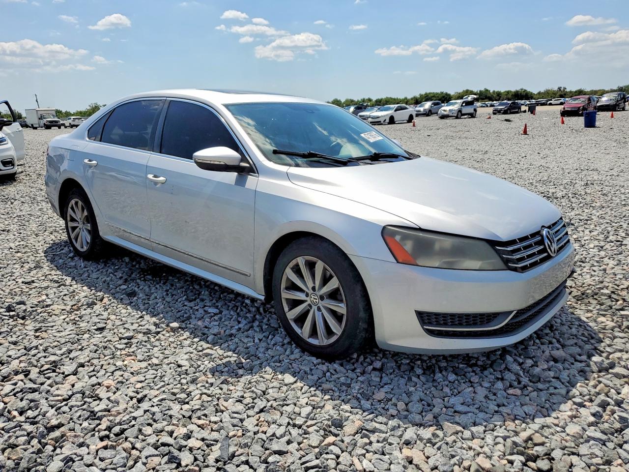 2012 VOLKSWAGEN PASSAT SEL photo 7