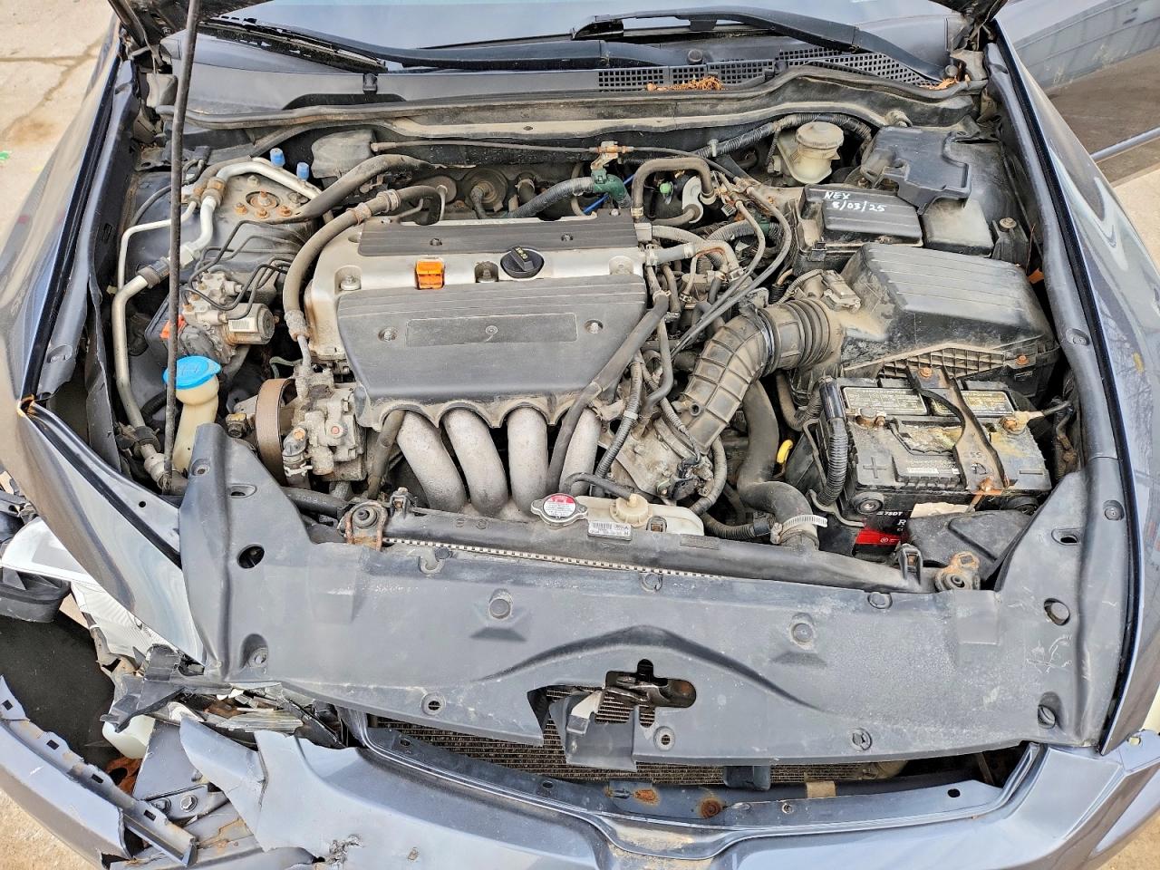 2004 HONDA ACCORD LX photo 31