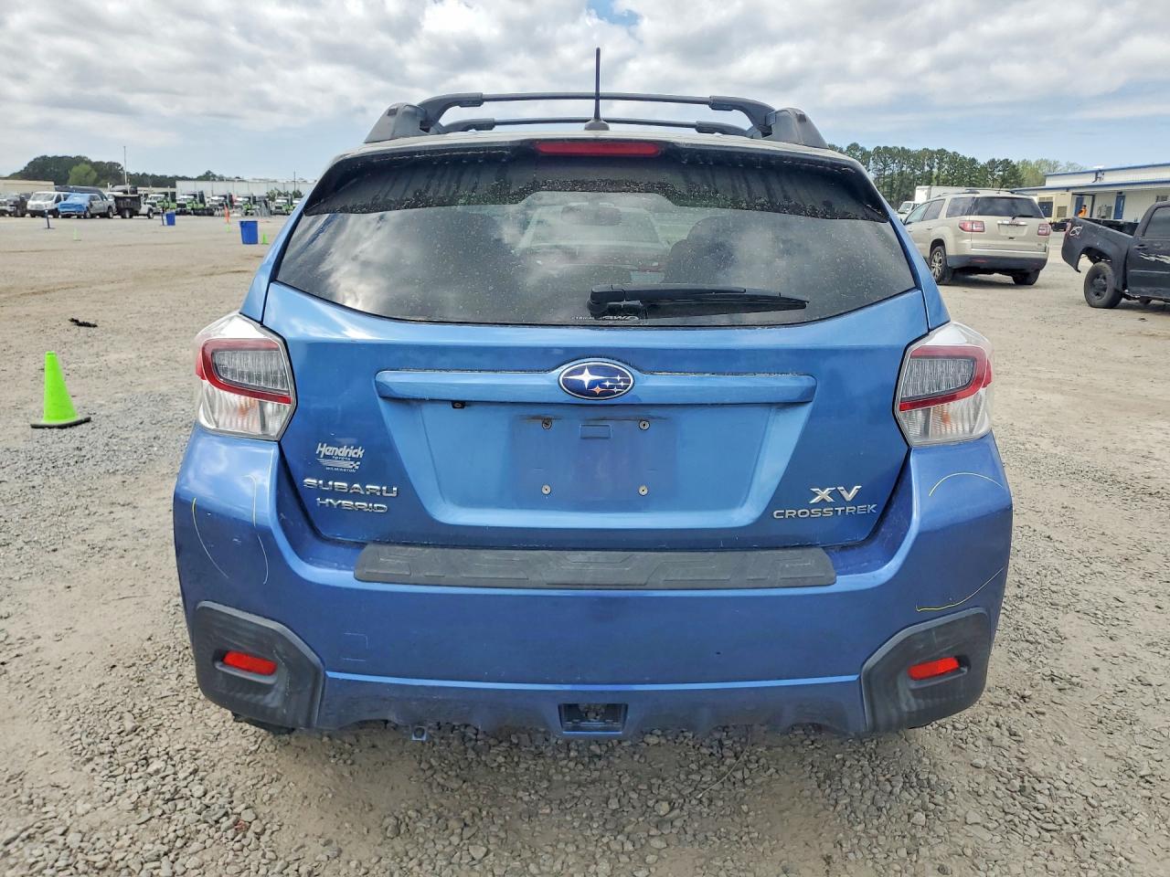 2015 SUBARU XV CROSSTREK 2.0I HYBRID TOURING photo 16